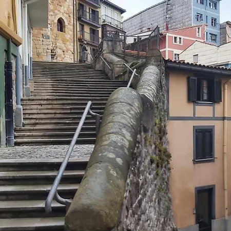 Urban Parking Gratuito Cercano